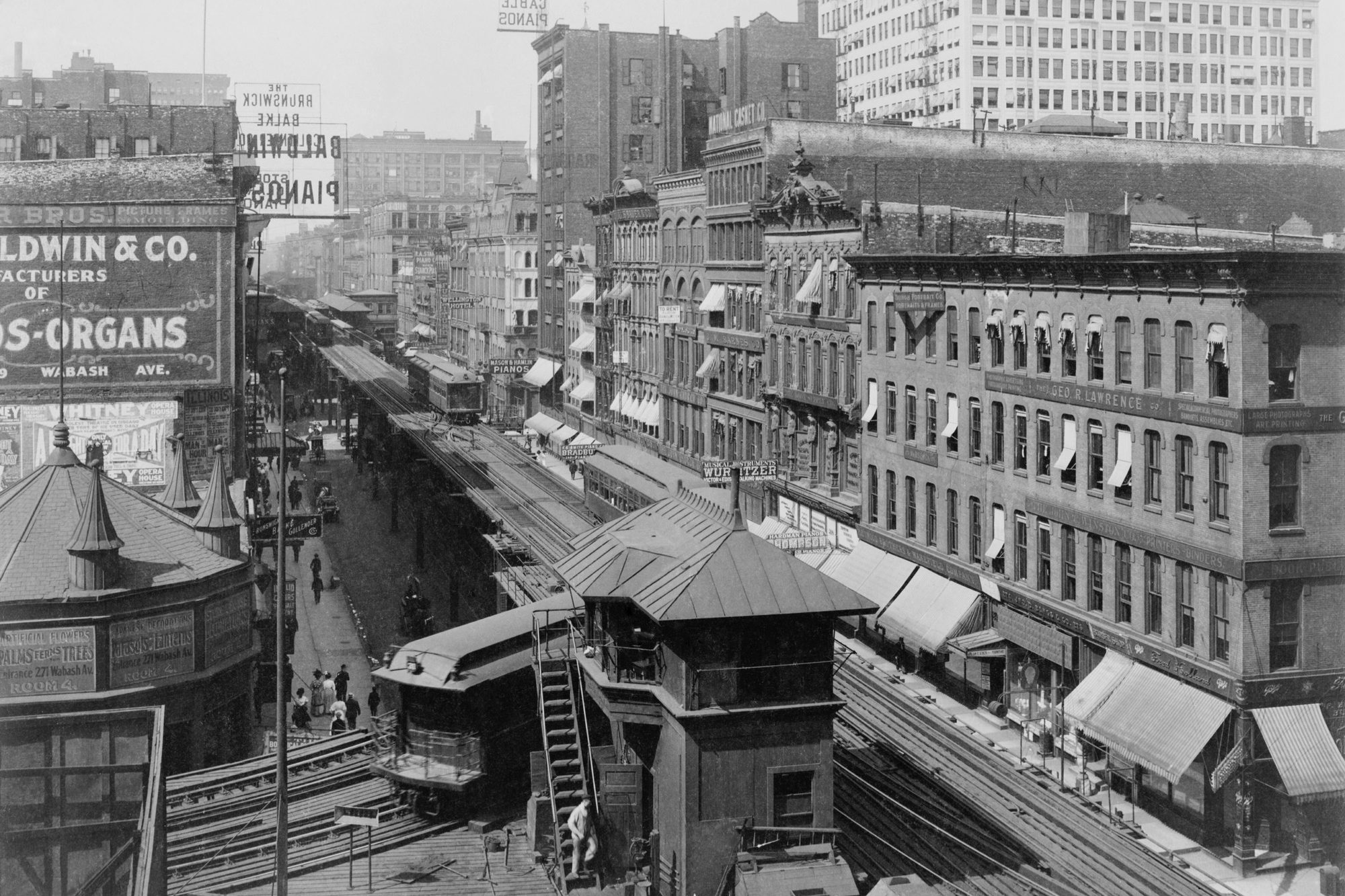 Archival photograph of Chicago in 1888