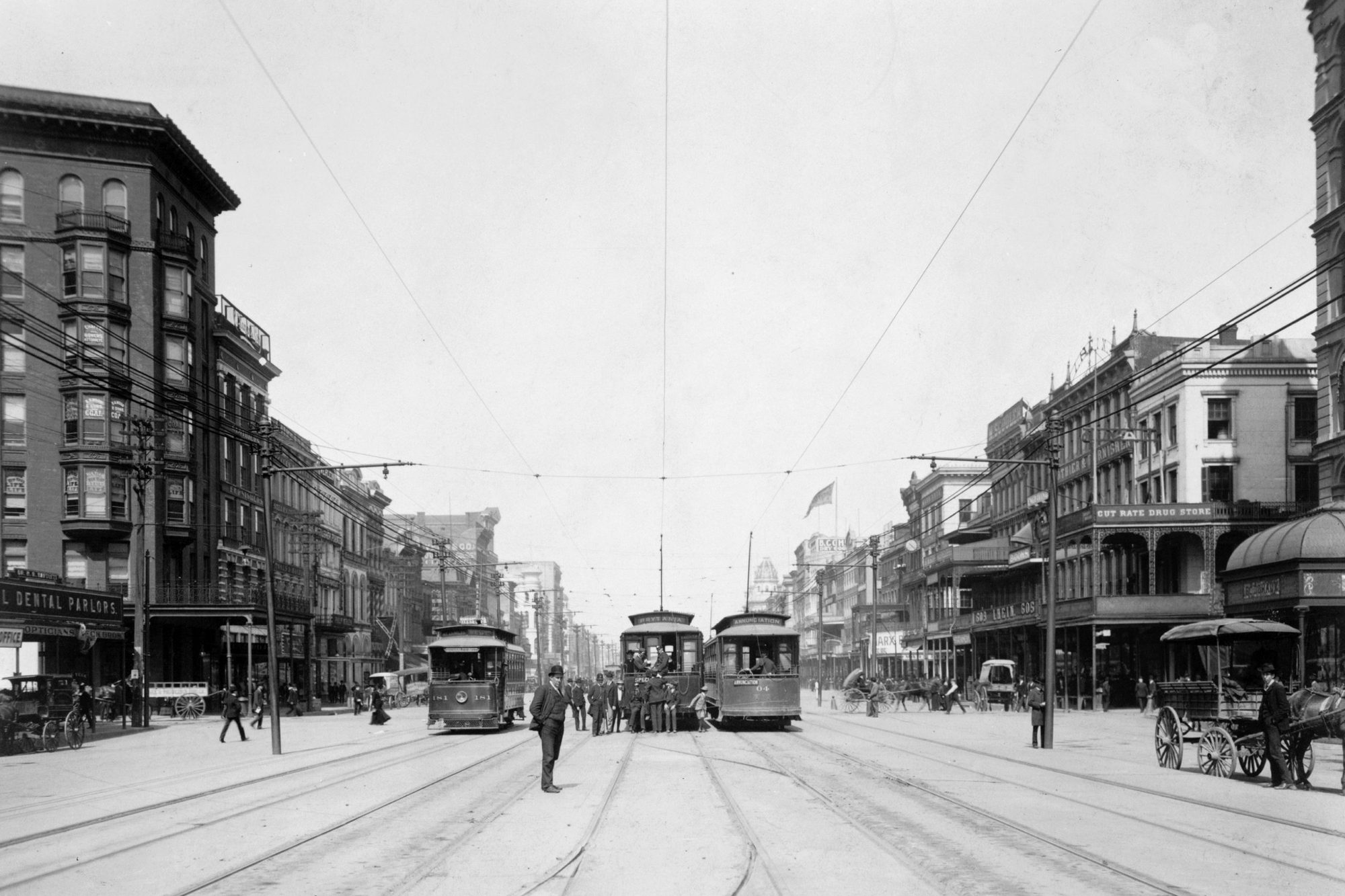 Archival photograph of Chicago in 1905